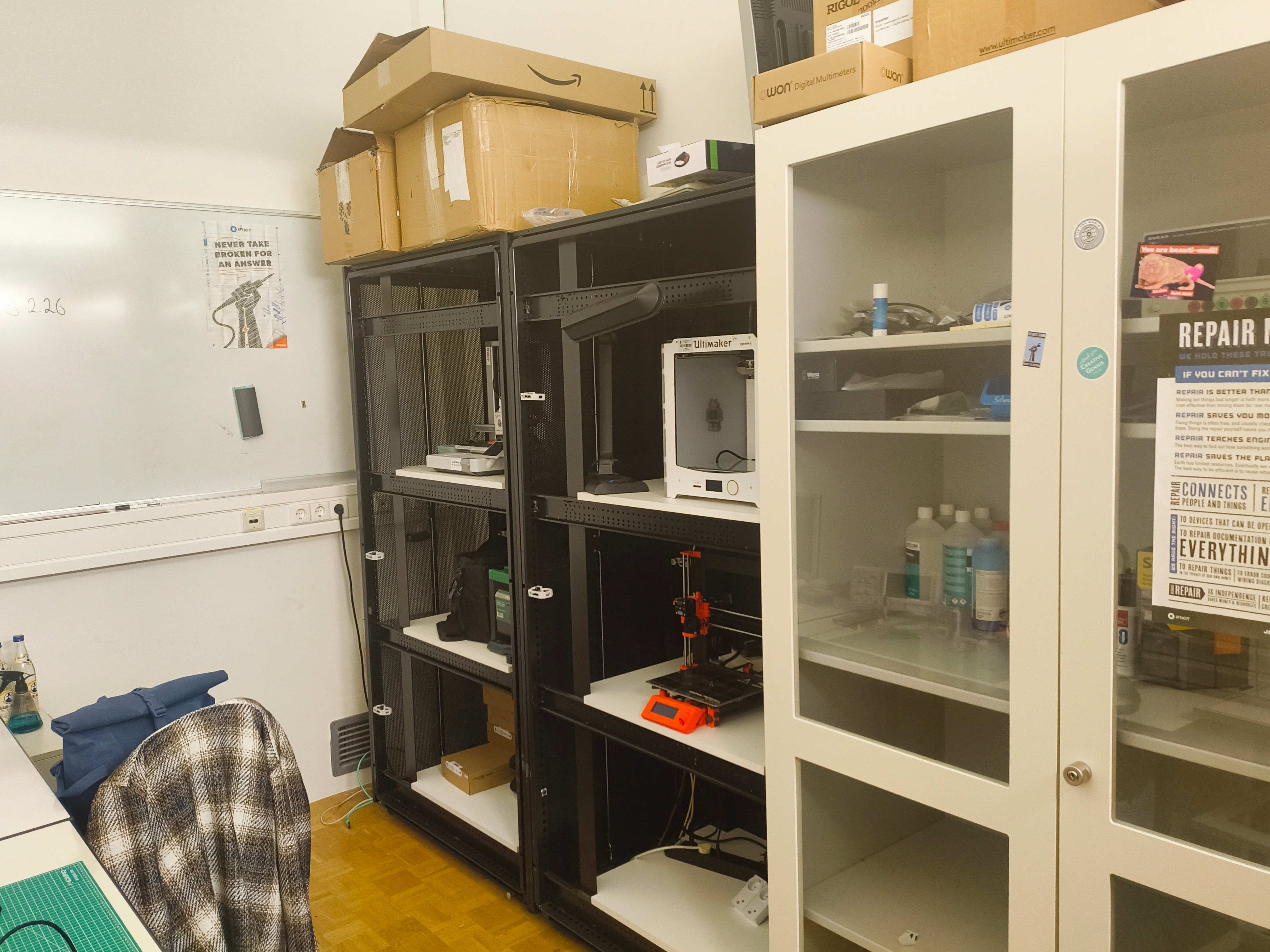 Raum 9-229 (MAKERSpace)